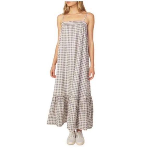 WeWoreWhat Dresses & Skirts - WeWoreWhat Smocked Gingham Midi Dress